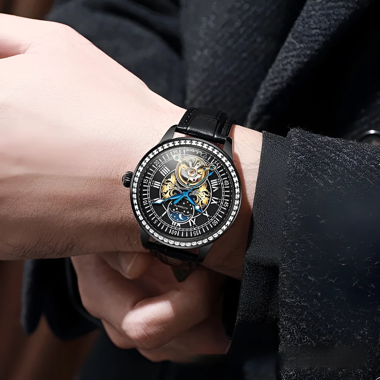 Men's mechanical watch with a transparent case back and a stainless steel strap in a choice of colours.
