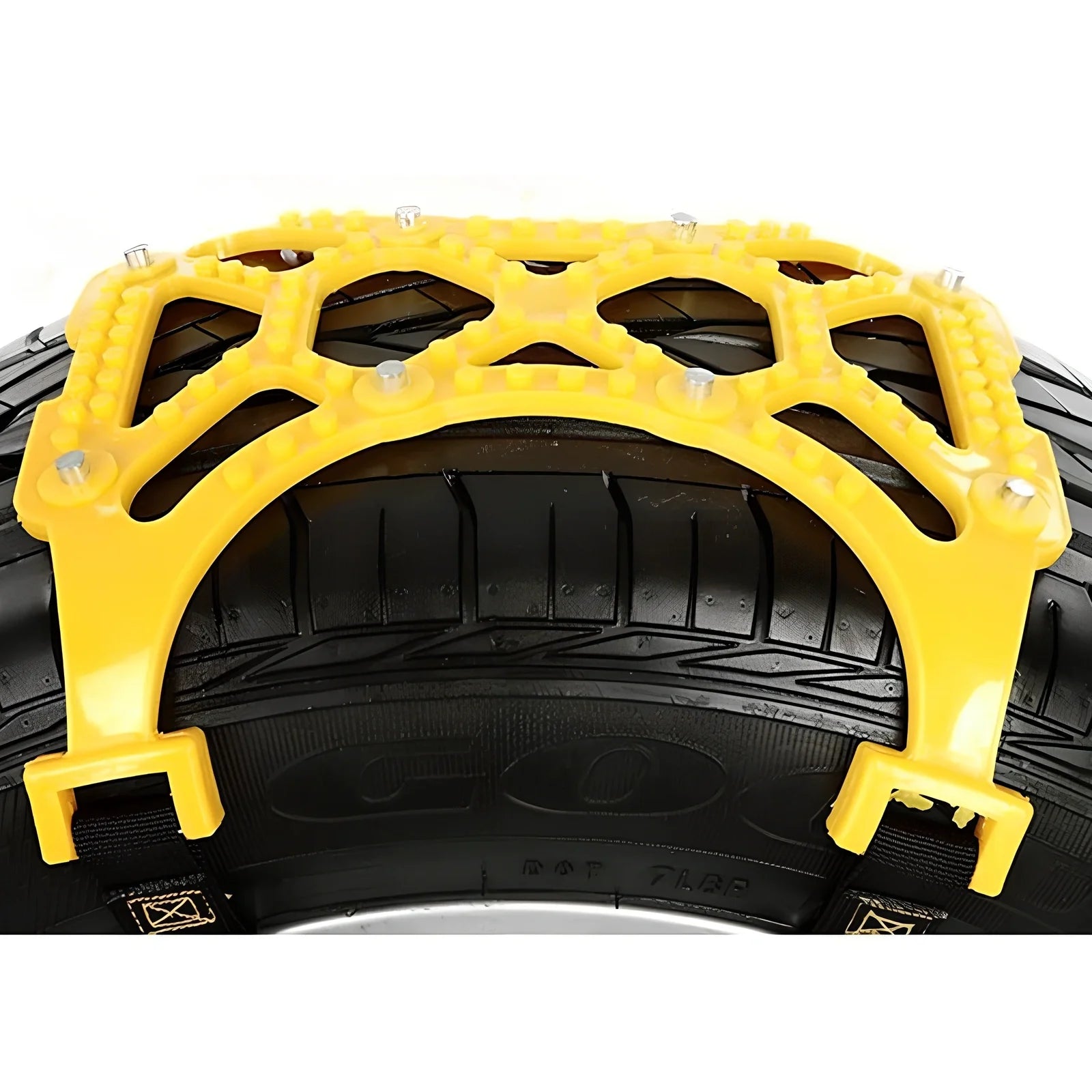 Yellow 3-piece snow tire chains with stainless steel nails for 165-265mm tyres on icy road