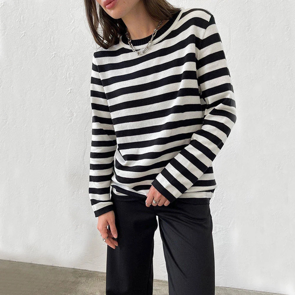 Women's knitted striped long sleeve sweater in various colours
