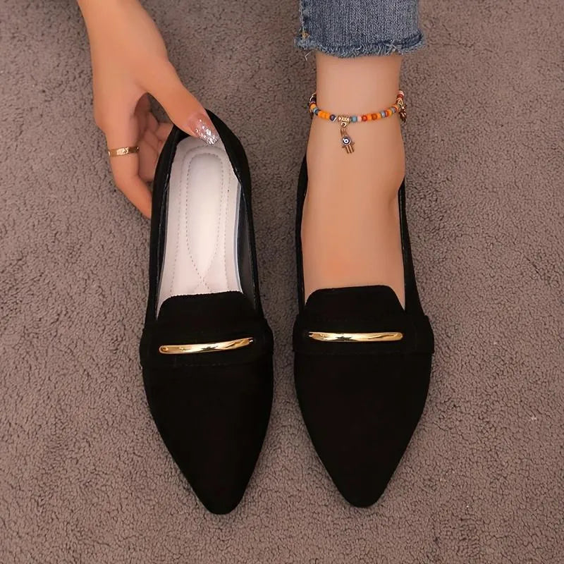 Women's casual flat pointed toe pumps in black, no heel, with middle mouth cutting depth 7-11cm