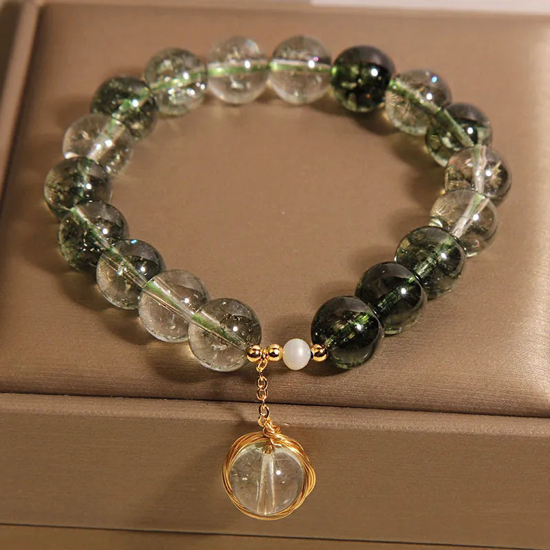 Green phantom quartz and chorite crystal bracelet for women in Japanese Korean style.