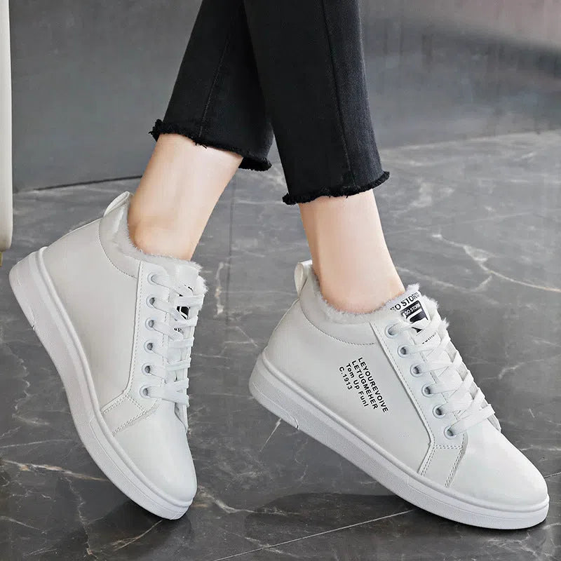 Women's fleece-lined lace-up casual sneakers with round toe, rubber sole, and artificial PU upper in black