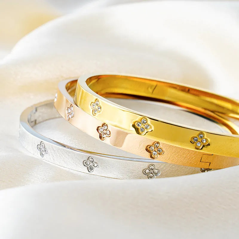 Stainless steel four-leaf clover diamond bracelet in gold rose gold steel colour options electroplated finish