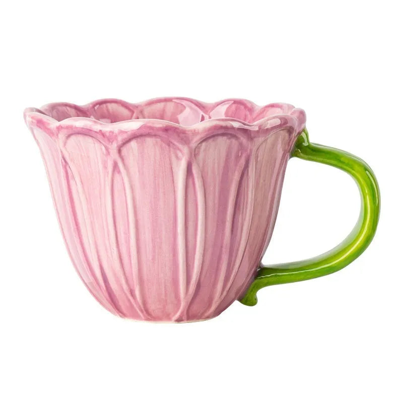 Ceramic breakfast cup with pastoral pattern, 500ml capacity, shown with handle.