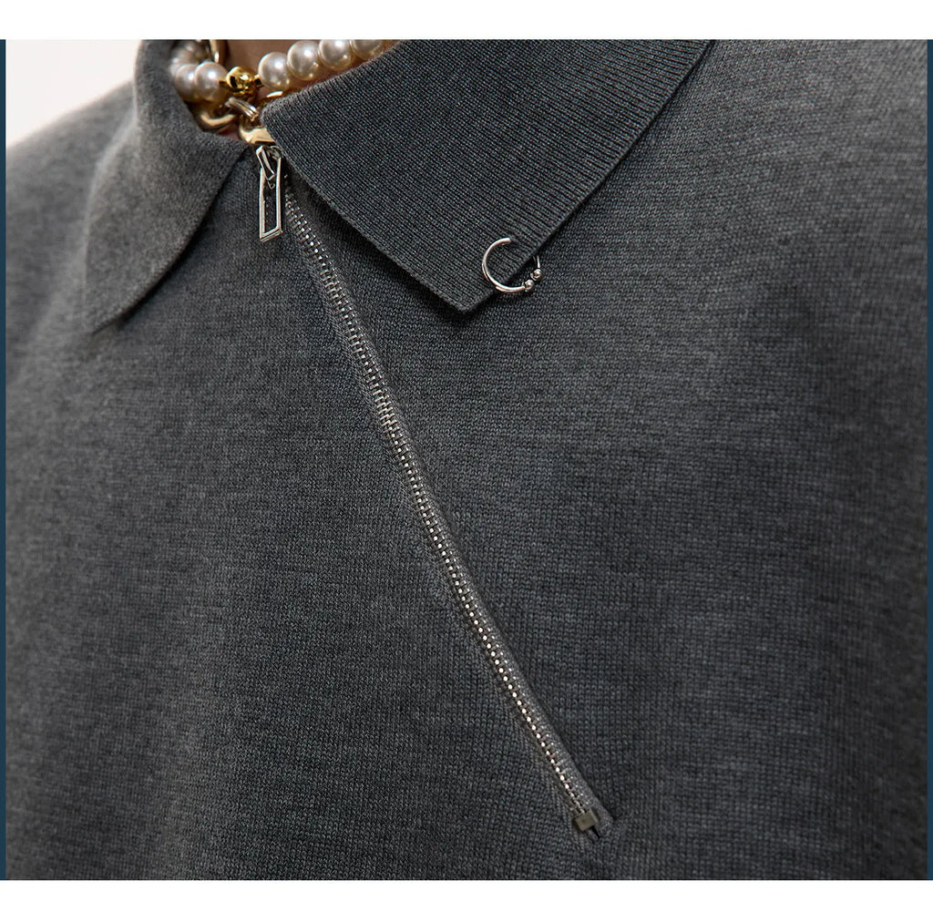 Men's slim-fit knitted polo shirt with oblique zipper lapel collar in solid colour