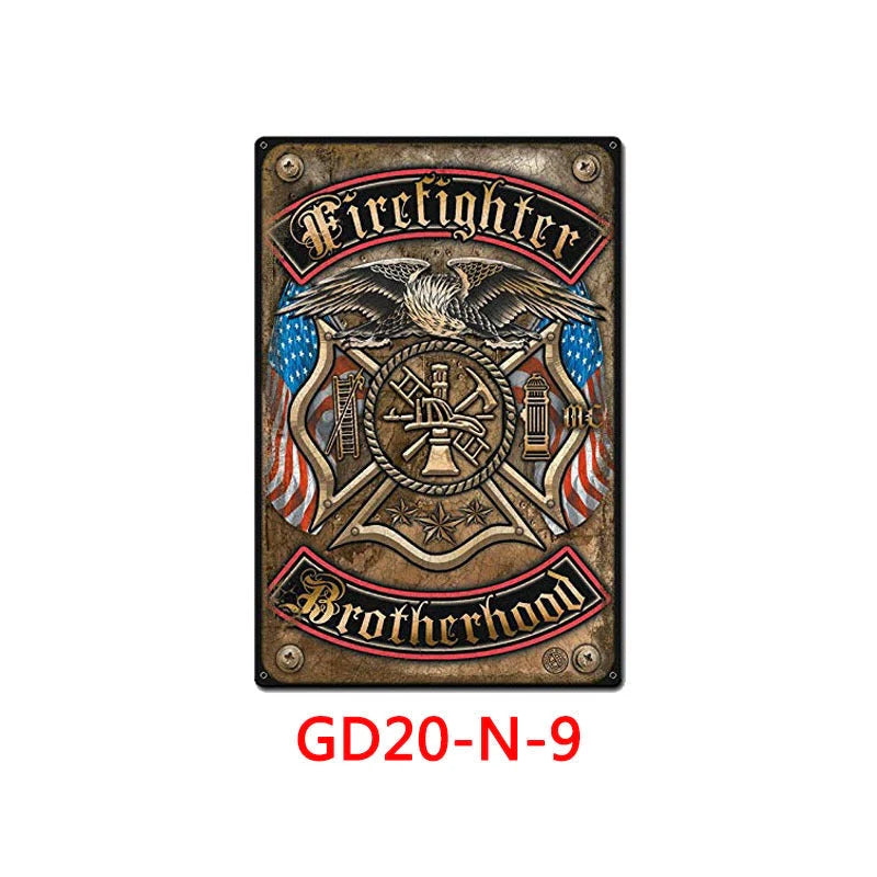 Retro tin painting wall hanging with American vintage design, 30x20cm