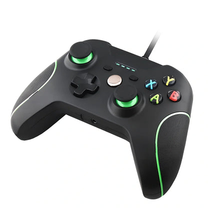 Black wired USB controller for Xbox One and PC with 2M cable and analog triggers, plug-and-play compatible
