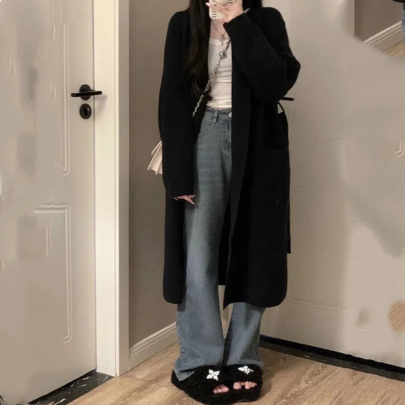 Loose dark grey knitted chenille cardigan for women with a 3D pattern and long sleeves