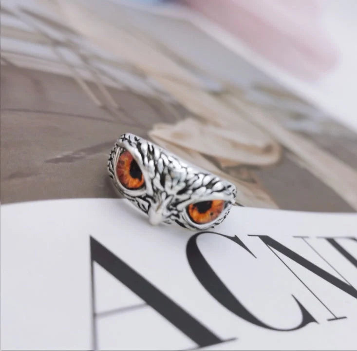 Vintage demon eye owl ring in sterling silver with adjustable opening