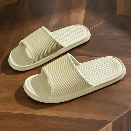 Summer slippers with rhombus pattern and non-slip foam soles for indoor wear