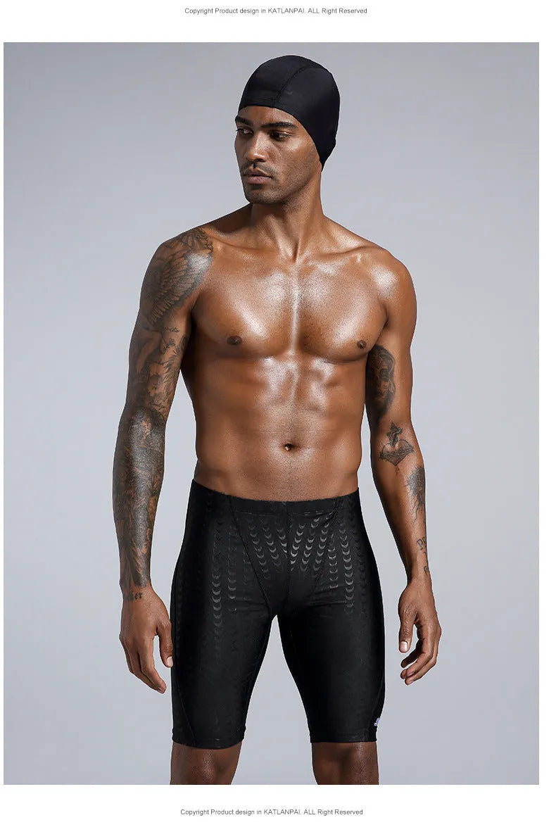 Men's solid colour polyester swimming trunks for surfing and beach use in sizes XL to 4XL
