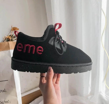 Women's winter cotton boots with velvet lining and non-slip rubber soles in black and beige