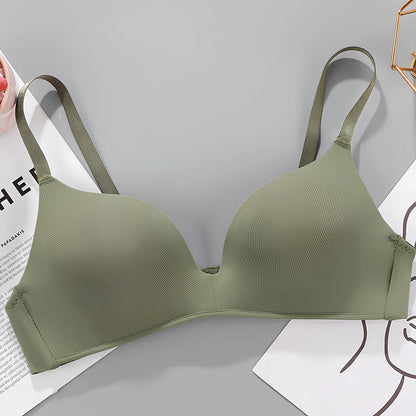 White breathable gather bra with detachable straps, 3/4 cup, seamless one-piece design for women