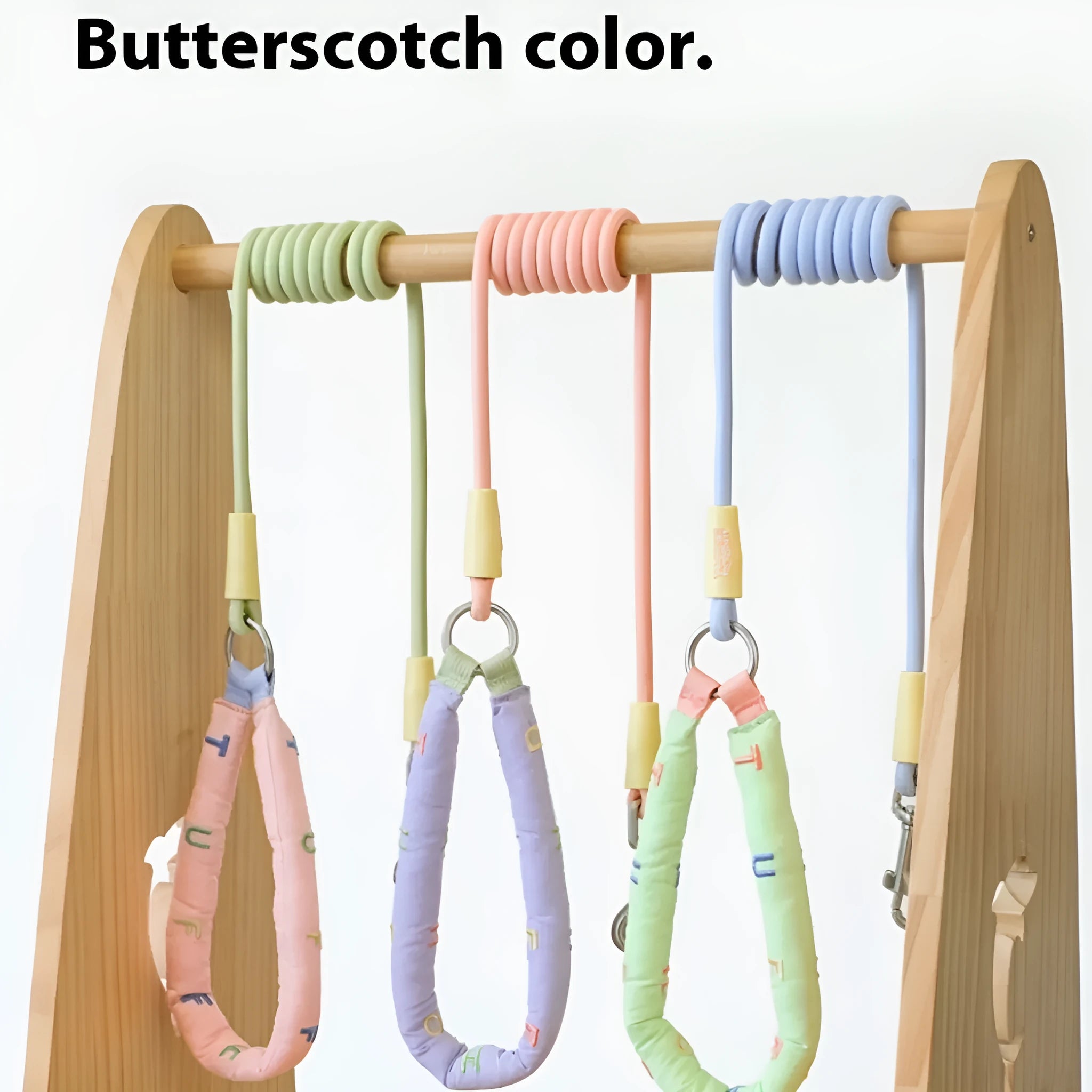 Polyester dog leash in pink, green, purple, and raspberry powder colours, showing 150cm length.