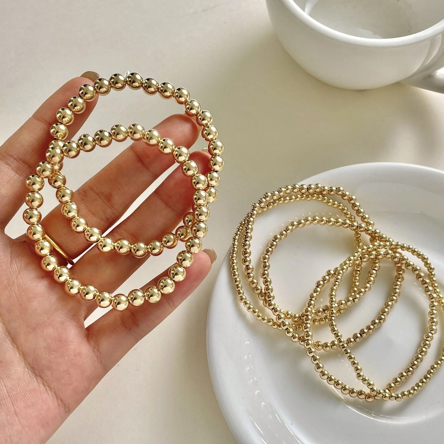 Light Luxury Minority Advanced Design Bracelet 7-piece Set in alloy with geometric and round elements