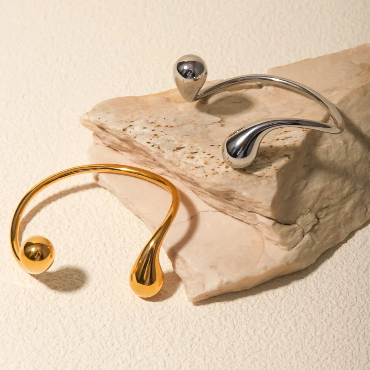 Minar Hip Hop Metallic Irregular Water Drop Twist Adjustable Bangles for Women in 18K gold PVD plating