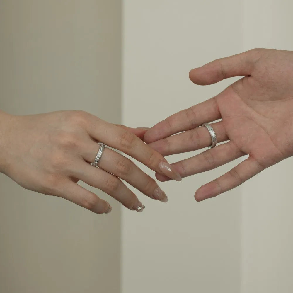 S925 sterling silver couple rings geometric design electroplated finish platinum colour side view
