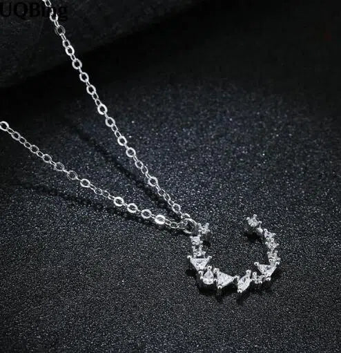 Three piece jewellery bundle set in Dazzle Box style with matching pieces on display