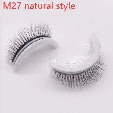 Captivating 3D layered mink-like false eyelashes for bold, voluminous eye makeup looks