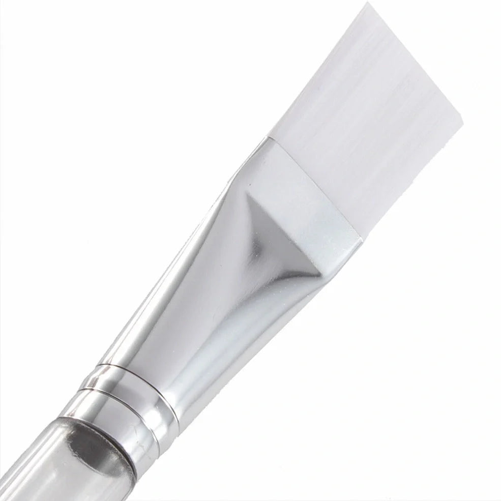 Transparent makeup brush with 16.8cm handle and soft nylon wool brush head for cosmetic application