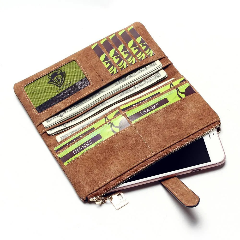 Long matte PU leather wallet for women in vintage colours with zip closure and card slots