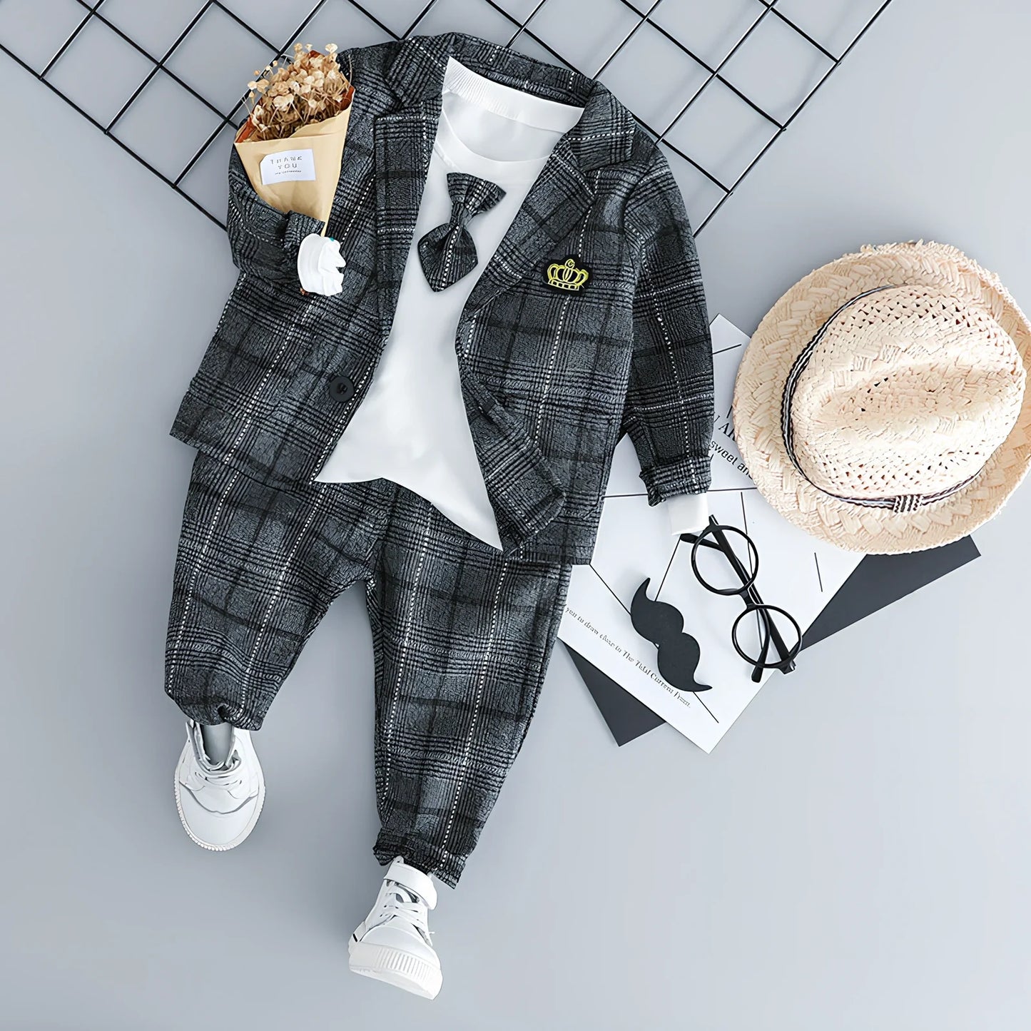 British-style three-piece cotton suit for boys in coffee or grey, sizes 70-100cm with long sleeves and knit fabric