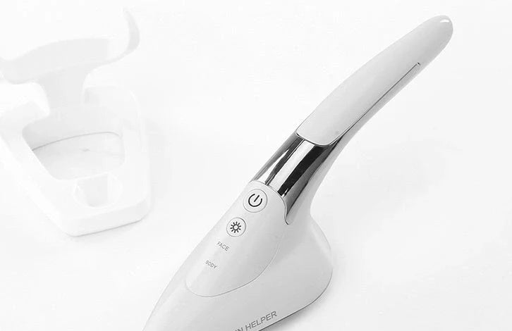 Skin small iron beauty device measuring 215x72x61mm with six core skincare functions