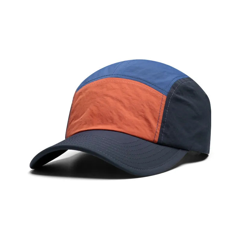 Men's quick-drying cotton-polyester baseball cap with curved brim in khaki colour.
