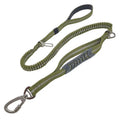 Polyester dog leash with metal hook, hand-holding design, 2.5 x 135cm, on plain background