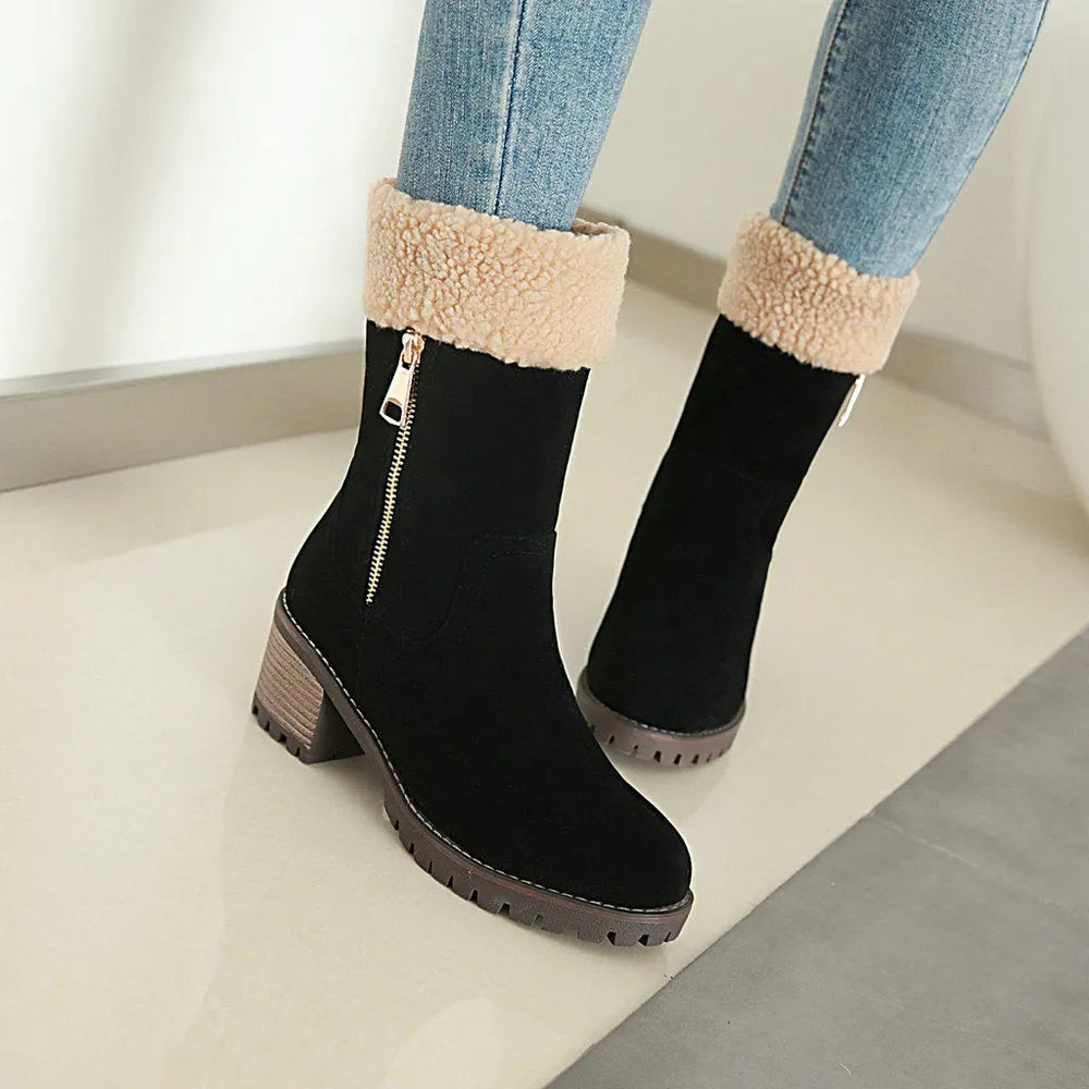 Ankle-high snow boots with plush lining and rubber insole in black, grey, green, and orange colours.