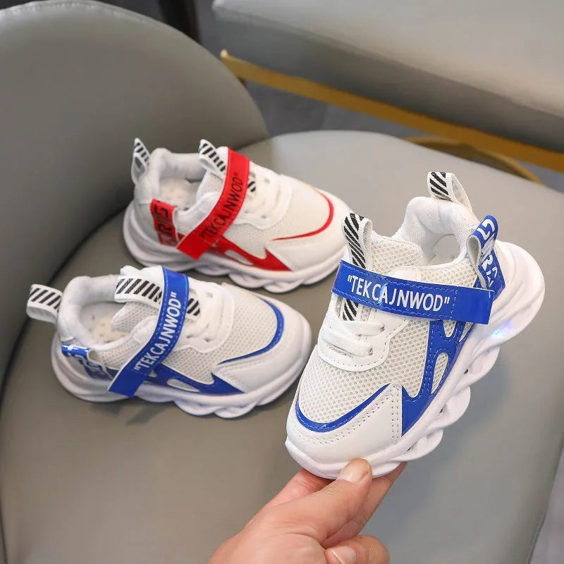Children's alphabet webbing mesh luminous sneakers in blue with rubber sole