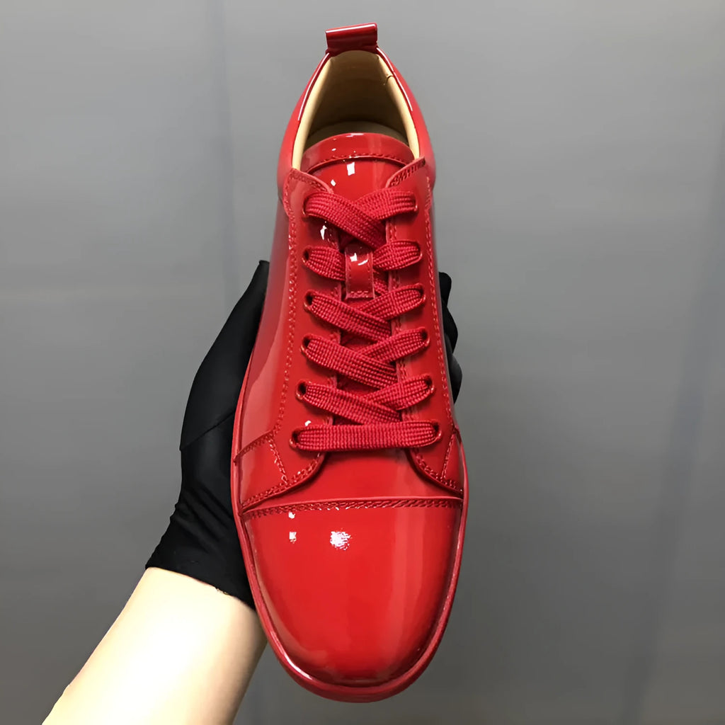Patent leather casual couple shoes with breathable solid white colour and flat heels for youth style