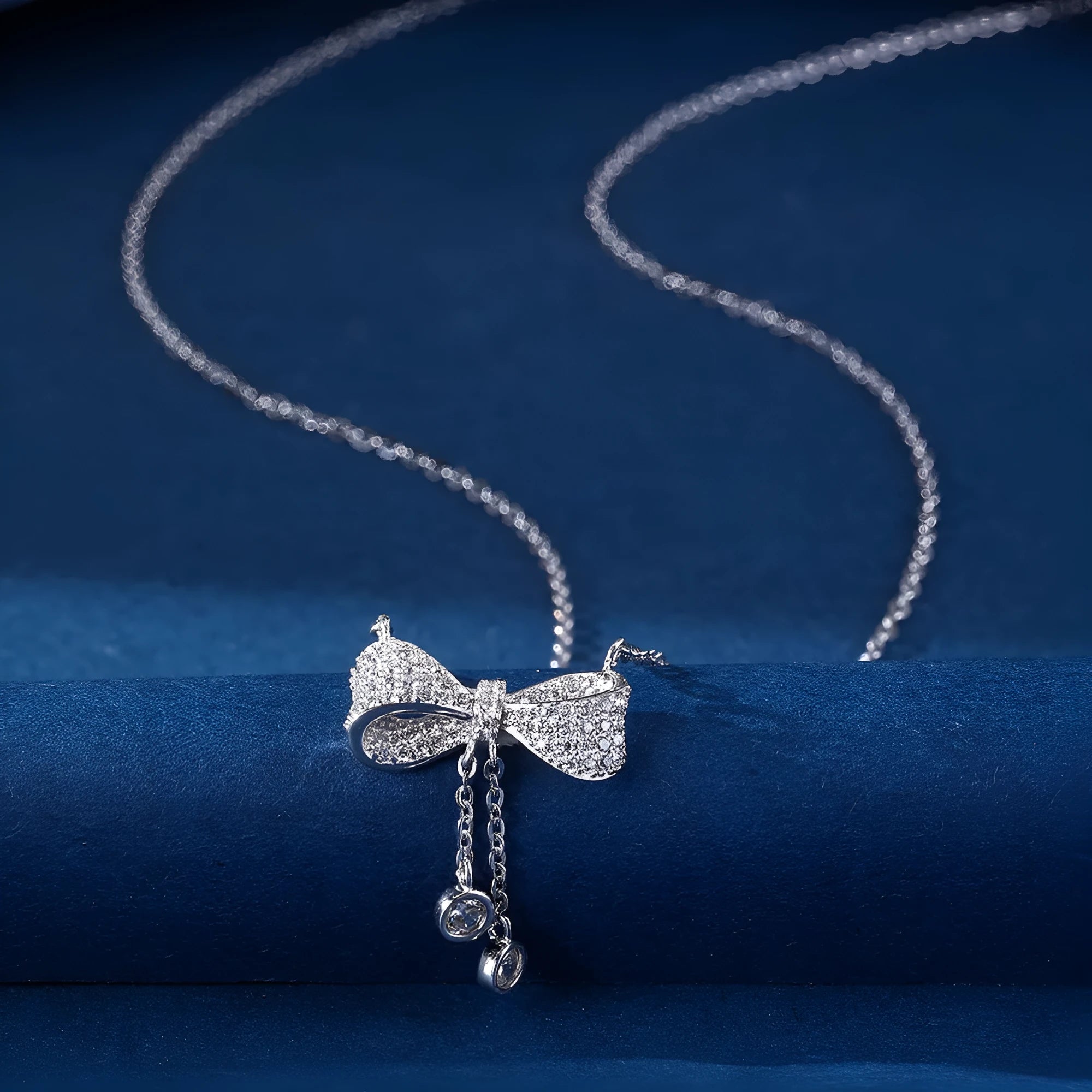 S925 sterling silver bow pendant necklace with O-ring chain, silver colour, 40-45cm adjustable length