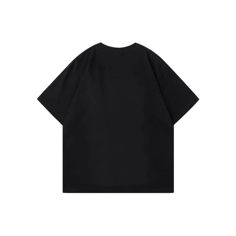 Men's cotton blend t-shirt with patchwork letter design in loose fit and short sleeves