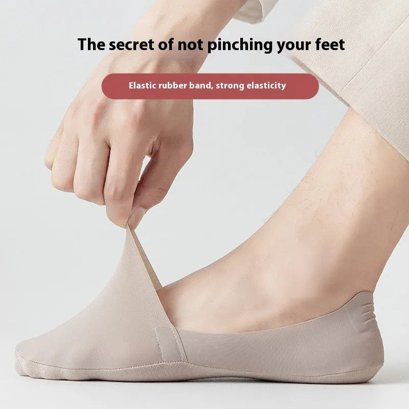 Men's invisible seamless low-cut ankle socks in ice silk and cotton fabric