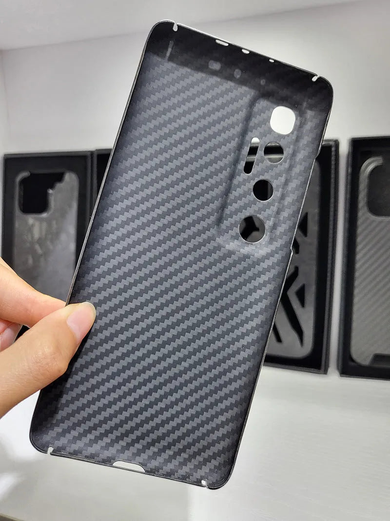 Black Kevlar carbon fibre hard case for Xiaomi 10 Ultra with drop-resistant and fingerprint-resistant properties