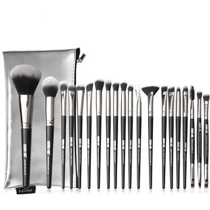 Black 20-piece nylon makeup brush set with PU storage bag, dimensions 19.5 x 12.5 x 2 cm, for precise application