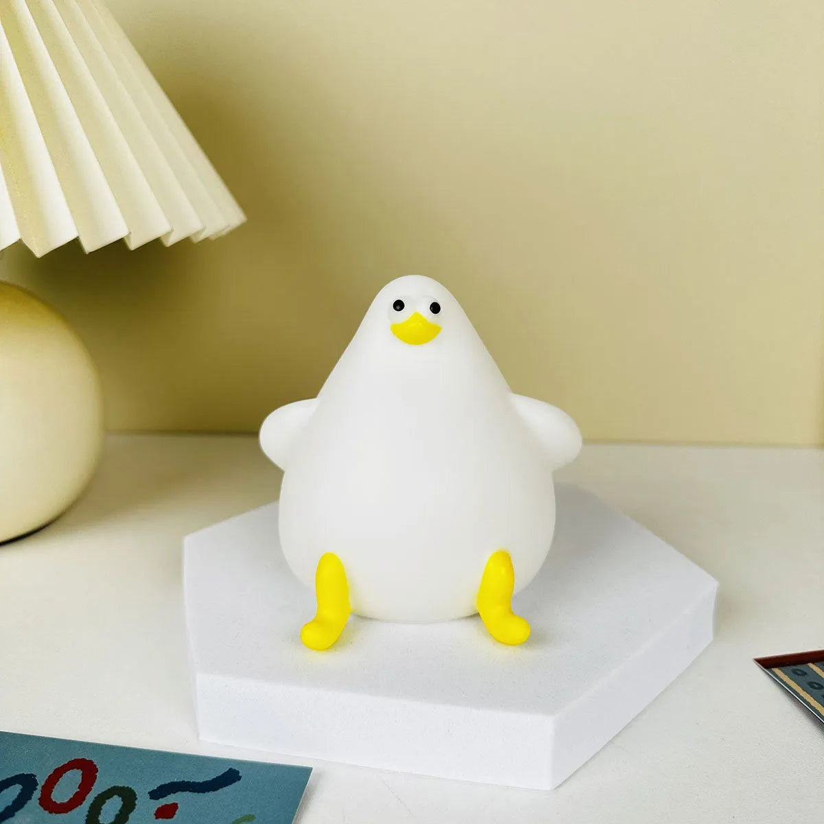 Cute cartoon silicone seagull night light with USB charging, 10.2 x 9.4 cm, for kids bedroom