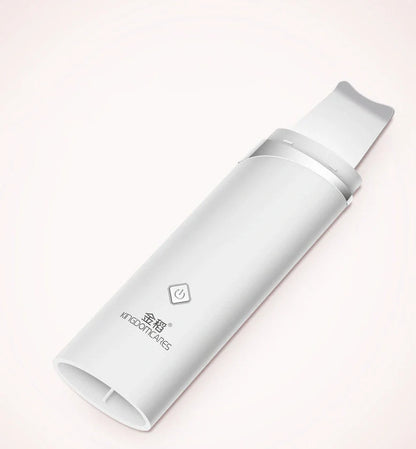 Blackhead cleanser bottle for oily skin with oil control and pore cleaning benefits