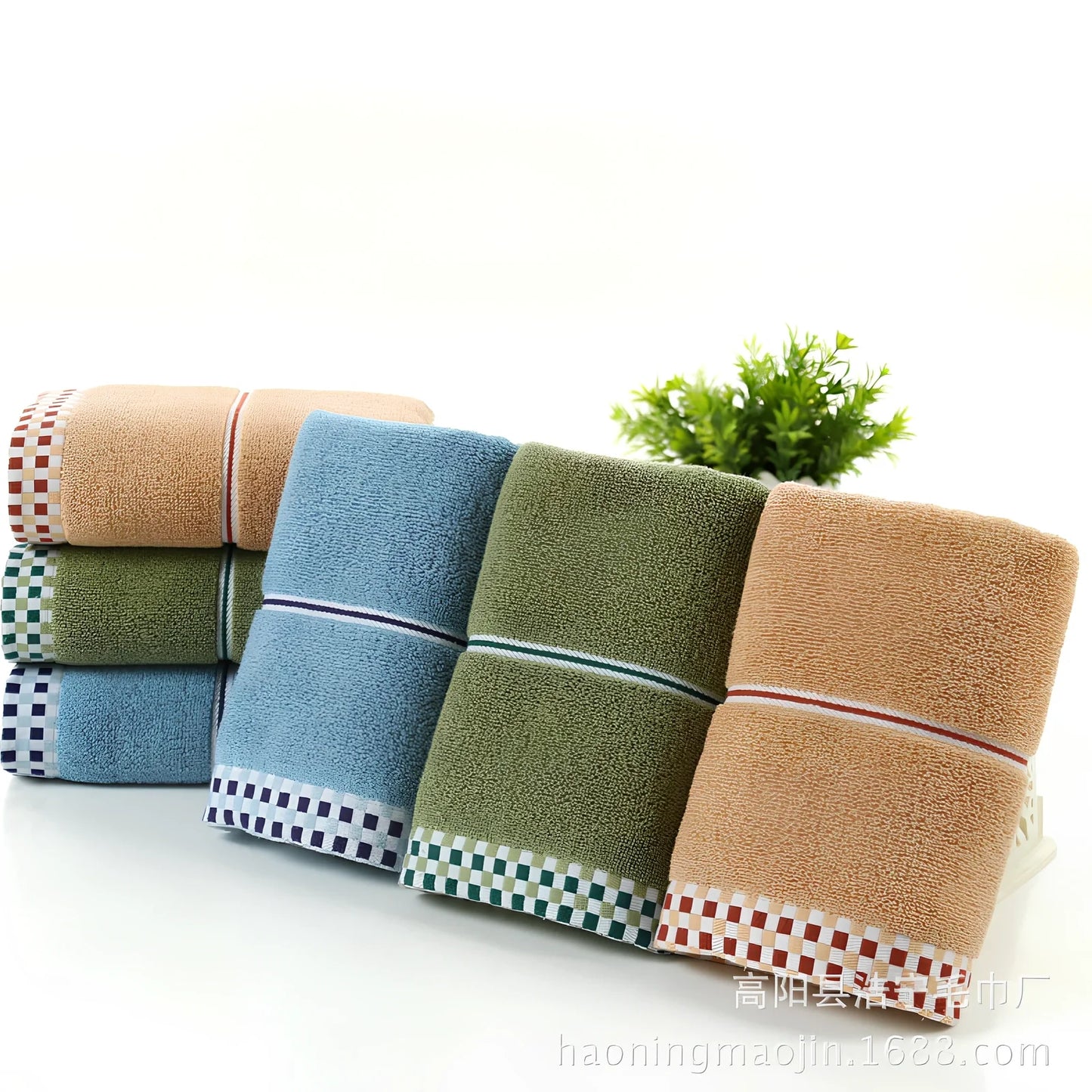 Grey houndstooth 90% cotton facial towel, 35x75cm, quick-absorbing for couples' bathroom use