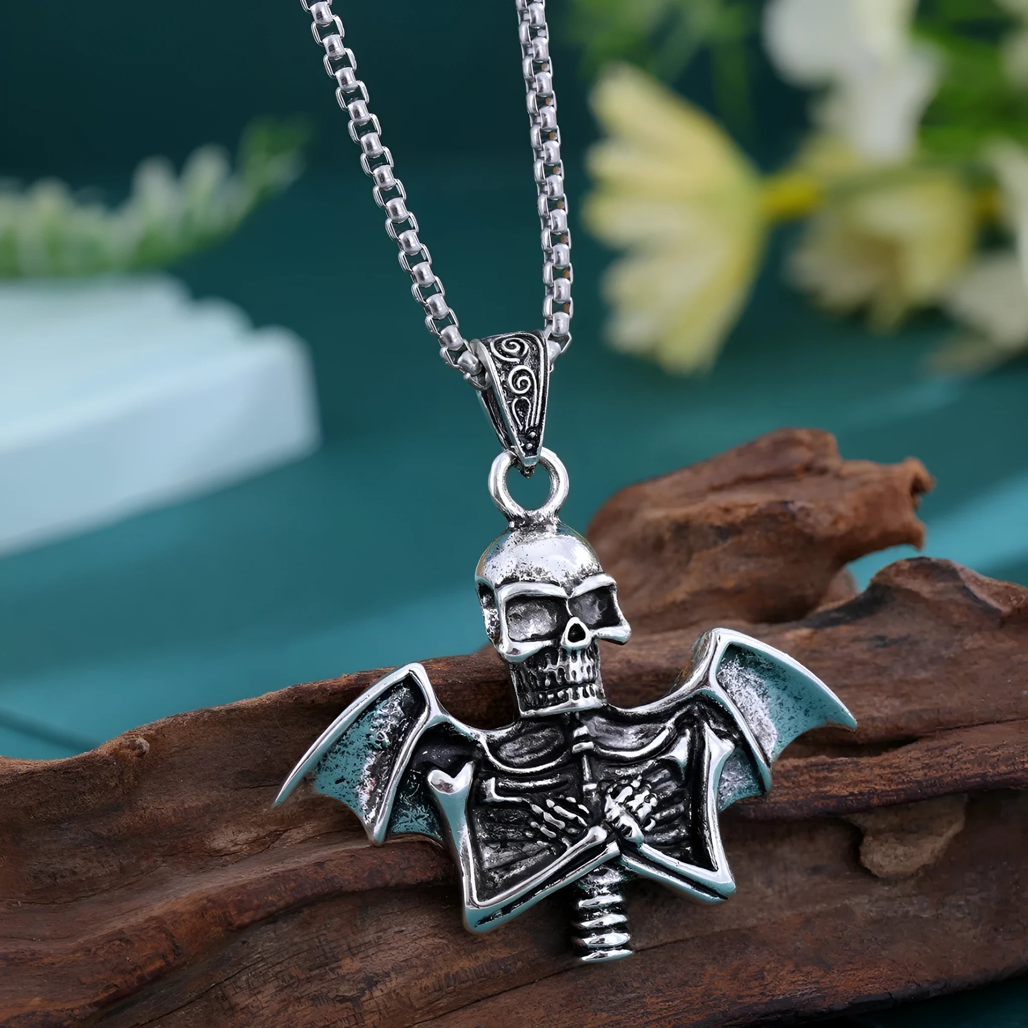 Angel skull retro punk men's collarbone chain necklace with silver-tone metal pendant and adjustable chain
