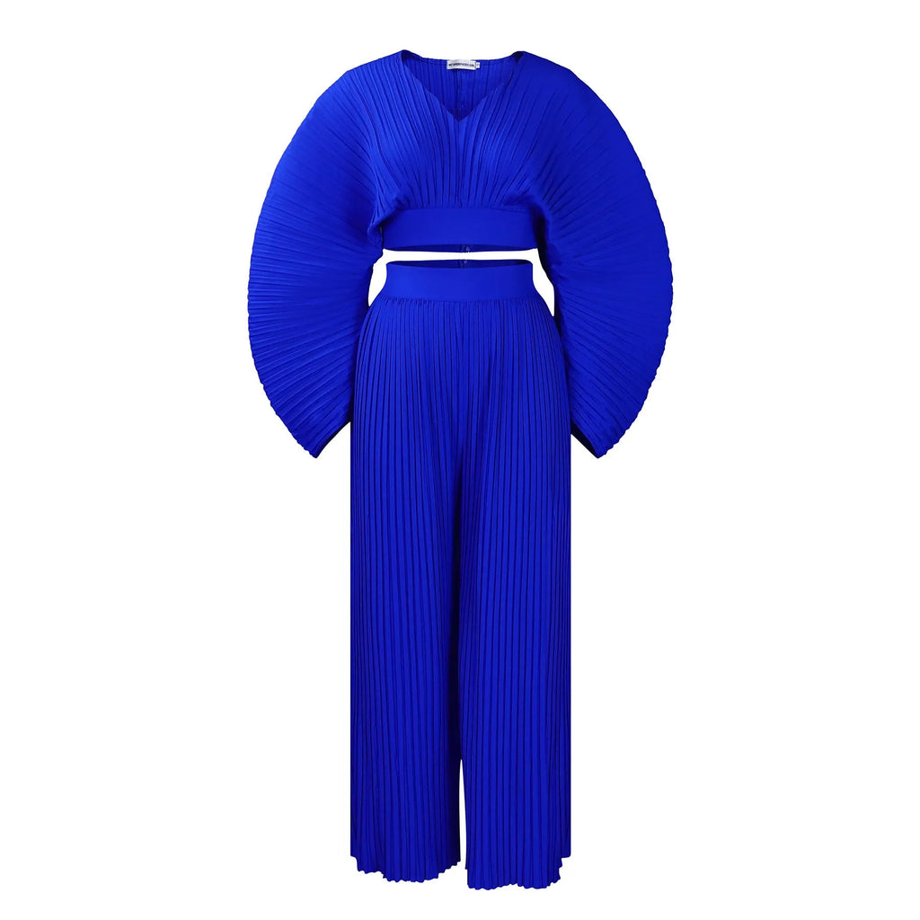 Women's African suit two-piece set with batwing sleeves and wide leg trousers in red or blue
