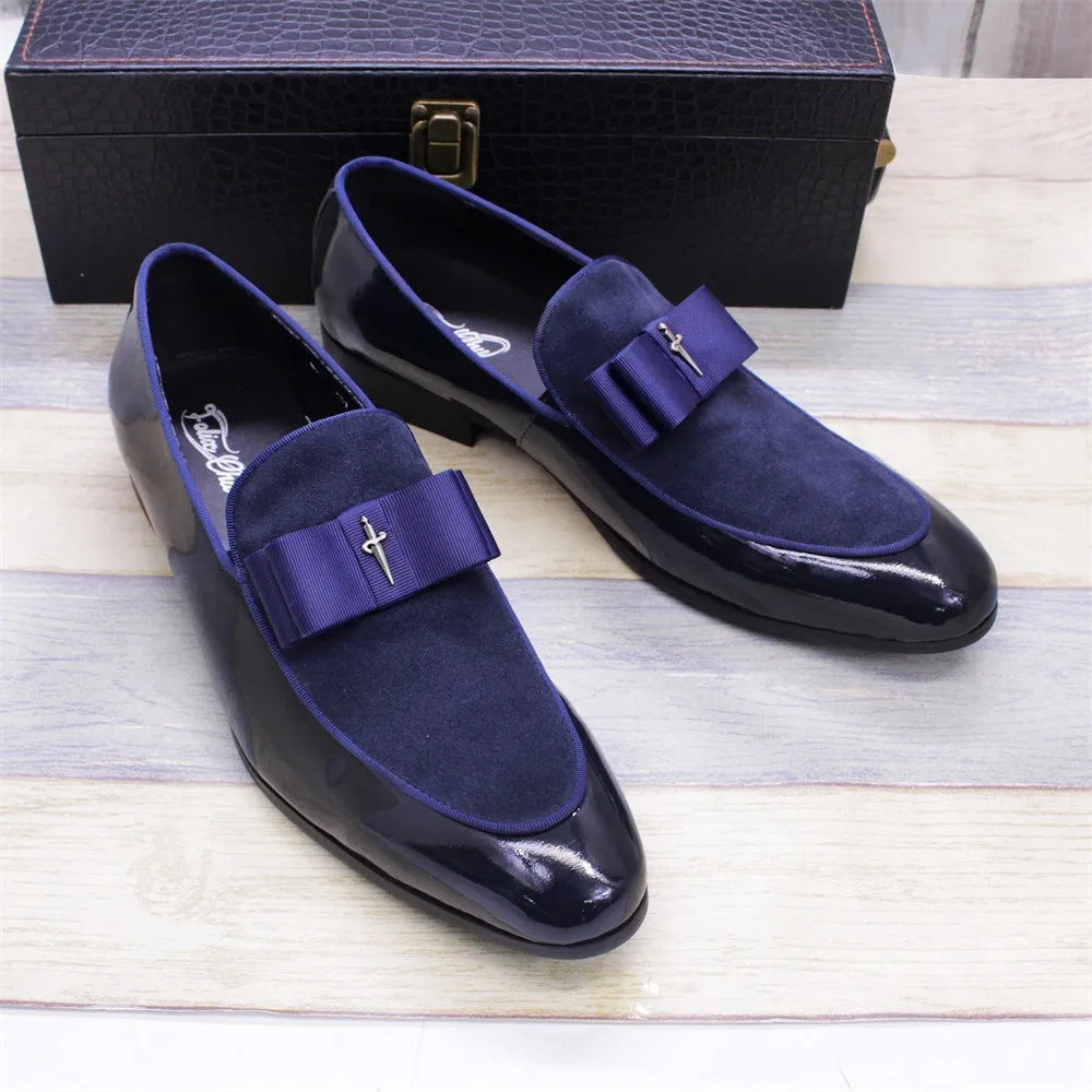 Men's glossy black patent leather low top shoes with a Tassel decoration.