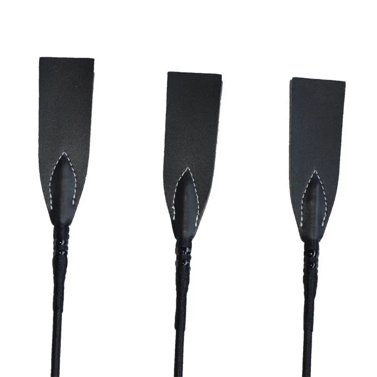 Short low carbon steel riding whip for obstacle training and rider use