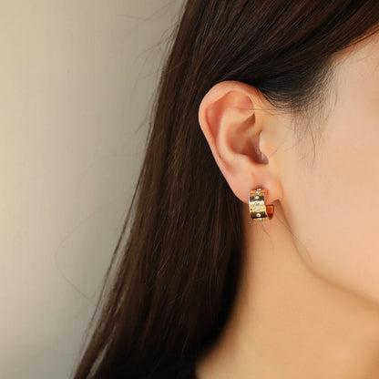 European and American style flat snake twin necklace set for women with matching earrings