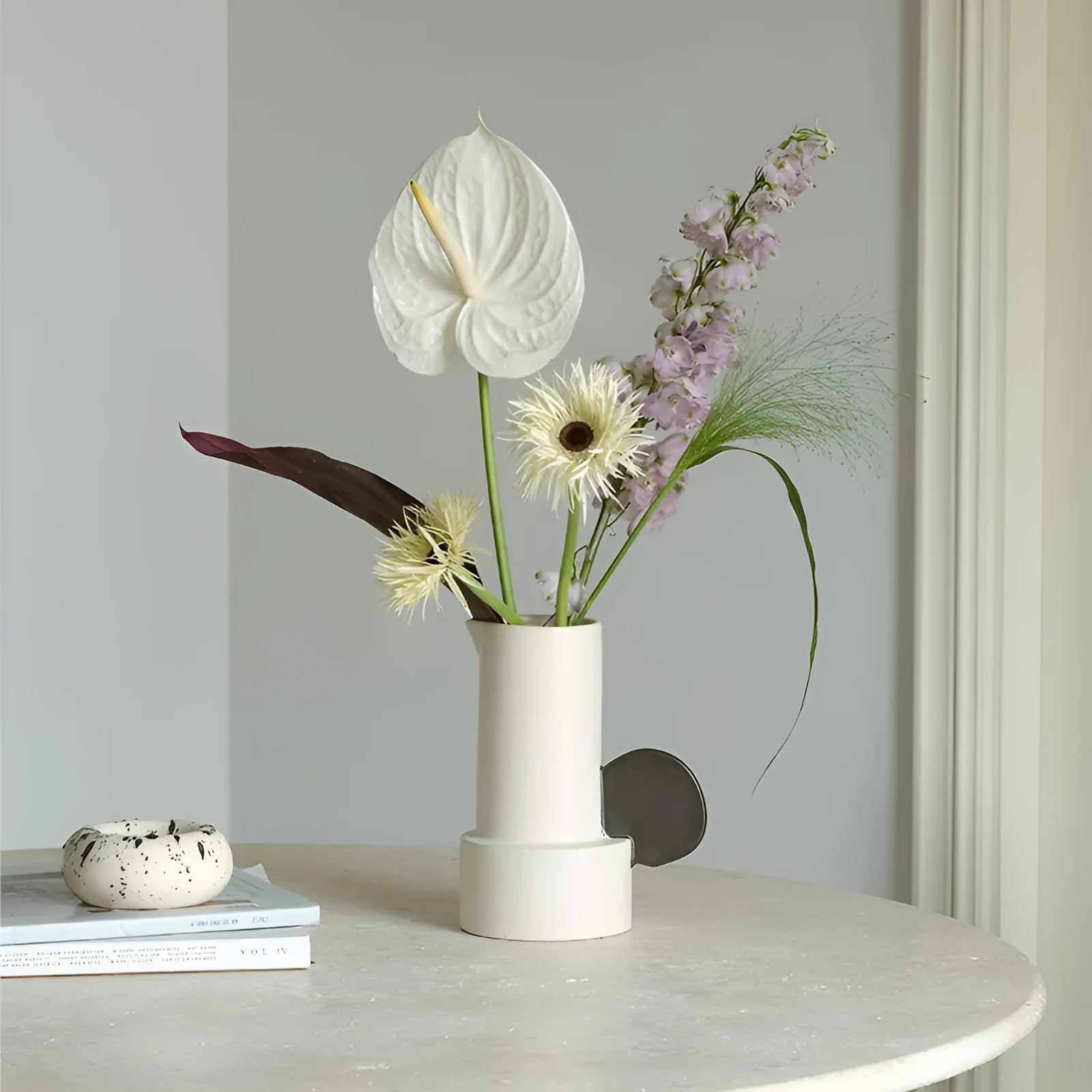 Fashion Simple Home medium ceramic vase misty moon hand-glazed finish 20cm tall on shelf