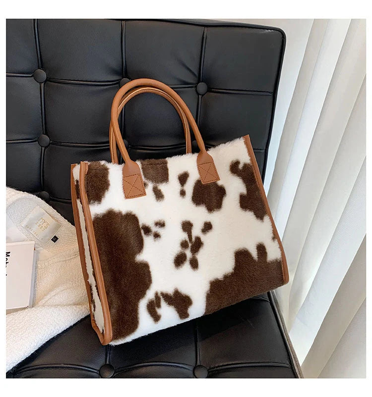 Korean style large-capacity handbag in leopard print with magnetic buckle