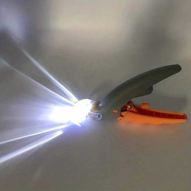 Yellow LED pet nail trimmer with magnifying glass and hardened steel blades for cats and dogs.