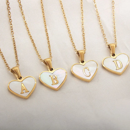 Personalized 26-letter heart-shaped necklace made of stainless steel and white shell