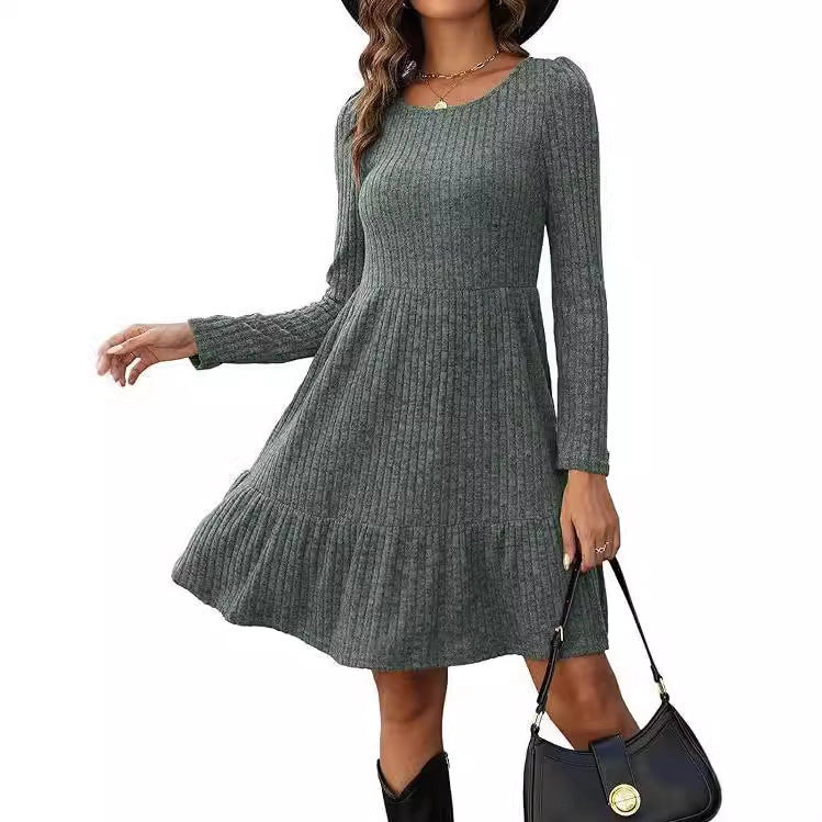 Solid colour round neck knitted dress sweater with long sleeves in various colours